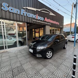 Renault Nuevo Logan Privilege 1.6 16V 2017 110.575 km
