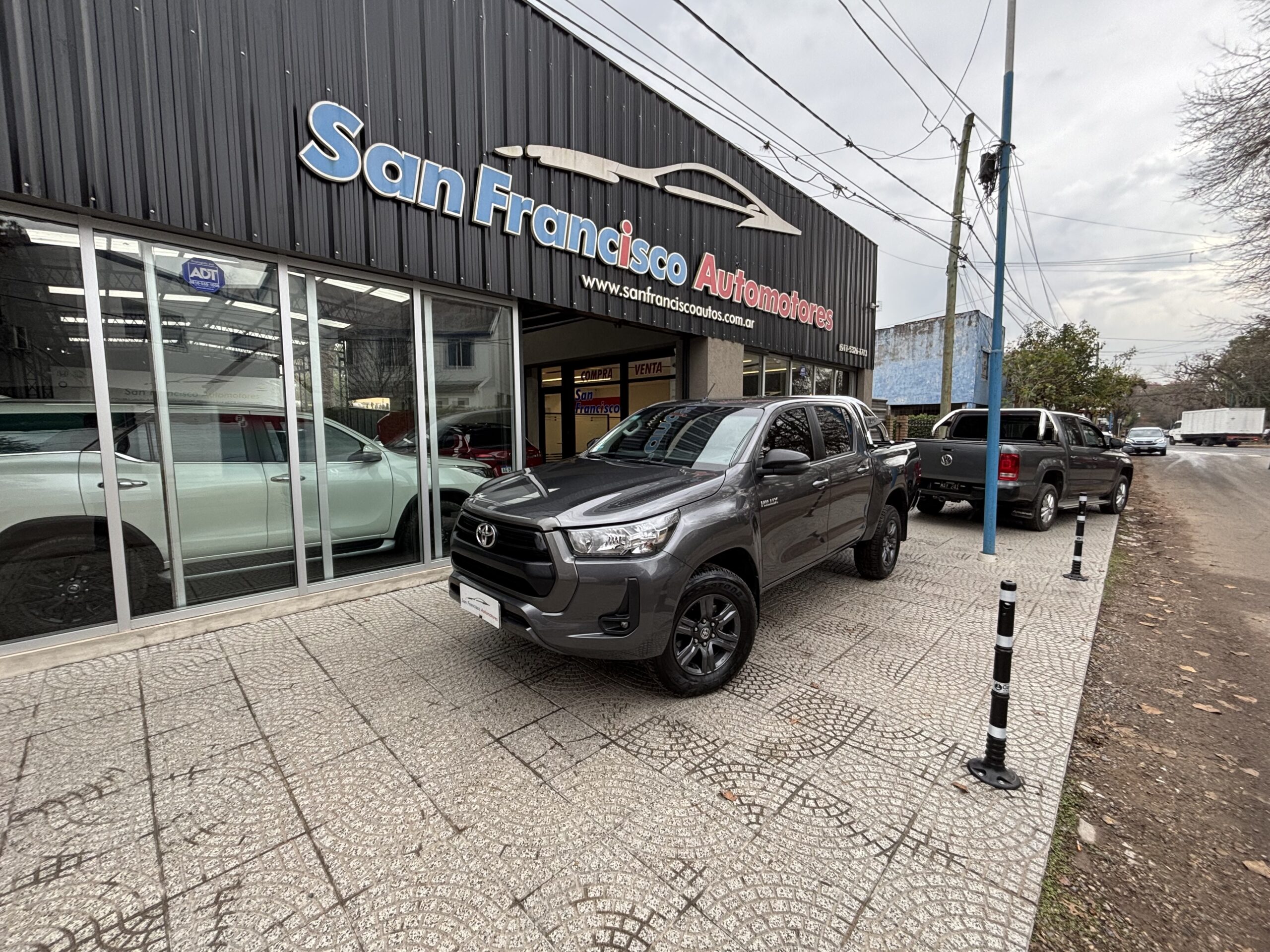 Toyota Hilux 4×2 D/C SR 2.4 TDI 6 M/T 2023 82.481 km
